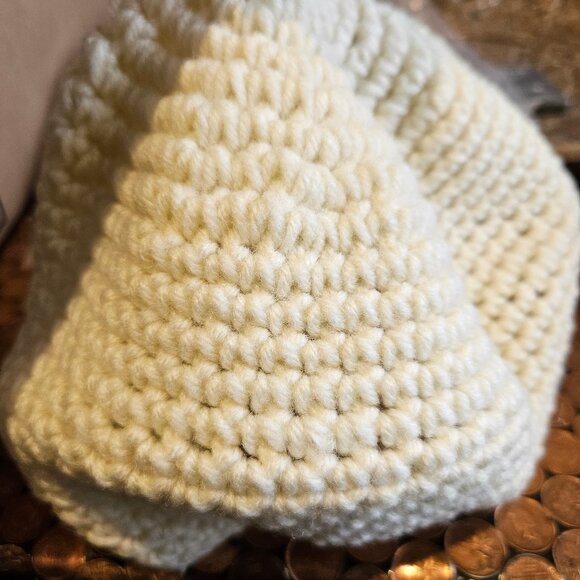 Vintage 1970's Knit "Mary Tyler Moore" Hat - Picture 2 of 5